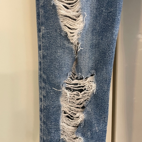 American Eagle ripped mom jeans. - Picture 13 of 14